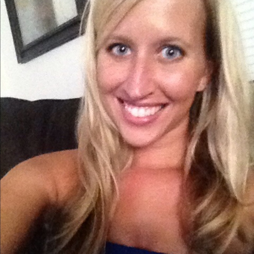 Meet your Posher, Britani
